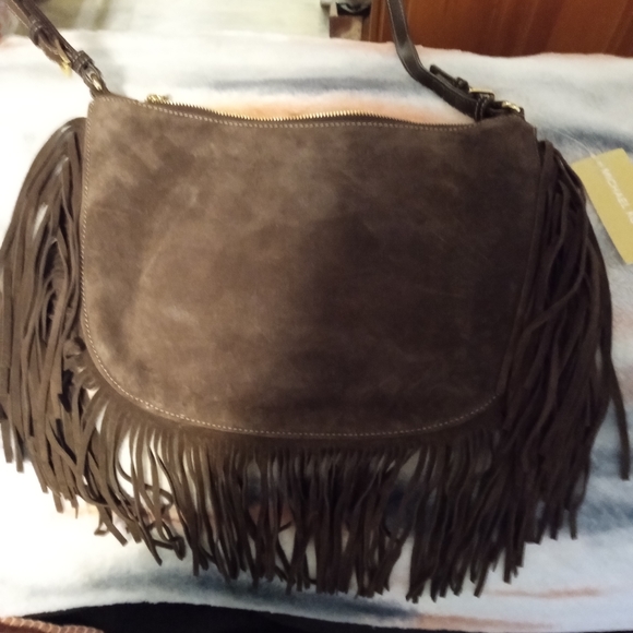 NWT MICHAEL KORS SUEDE SHOULDER BAG WITH TASSELS - Picture 2 of 4